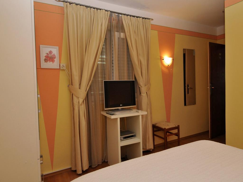 Hotel Haus Am Meer Кавтат Стая снимка