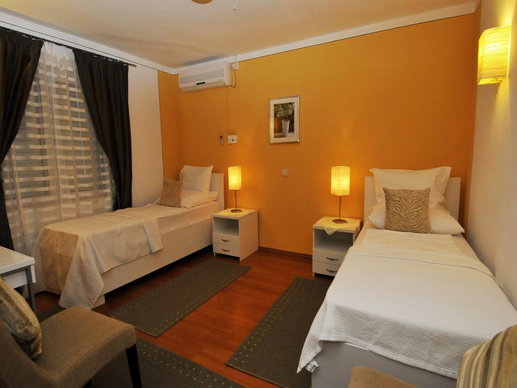 Hotel Haus Am Meer Кавтат Стая снимка