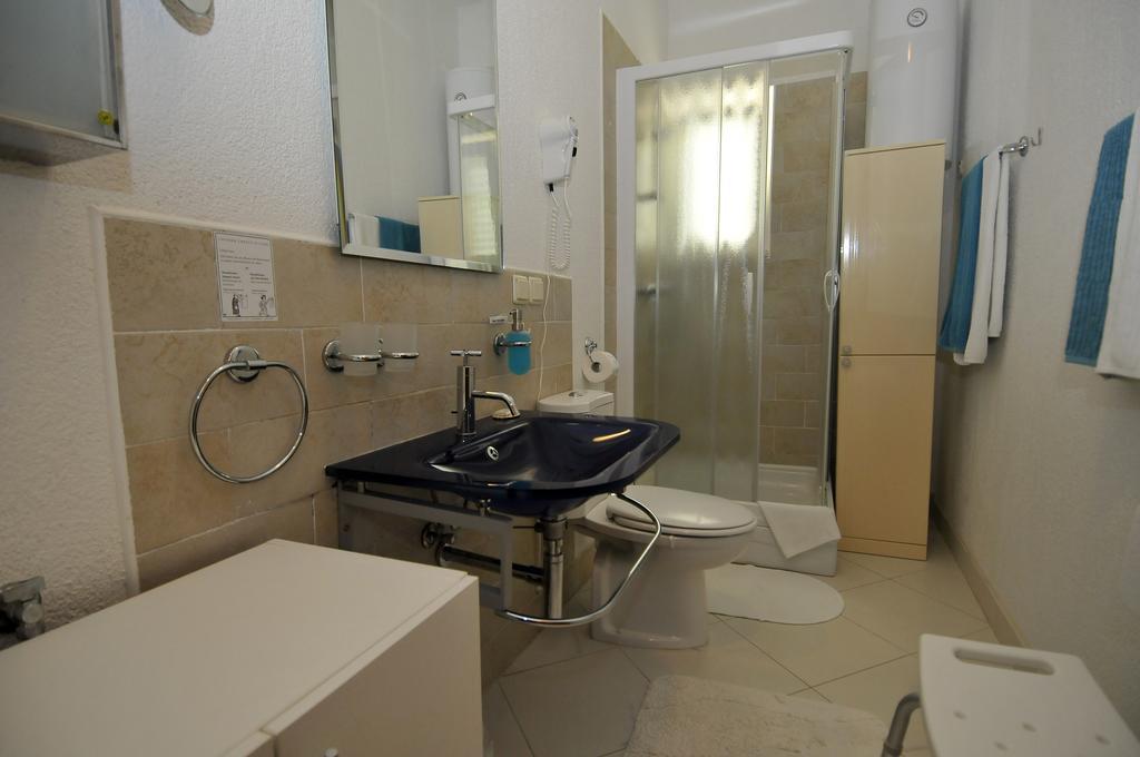 Hotel Haus Am Meer Кавтат Стая снимка